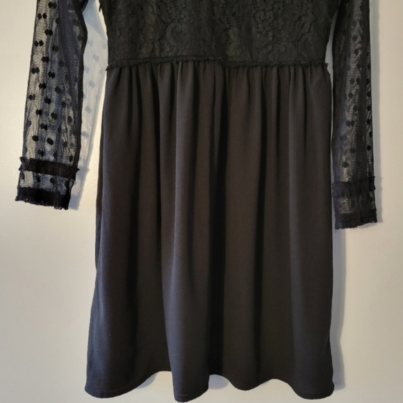 ❌ [SOLD] Zara Lace Ruffle Mini Dress, Size Small - Picture 6 of 8
